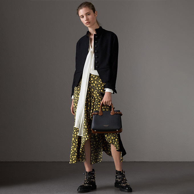 burberry grained leather house check panel the banner tote bag